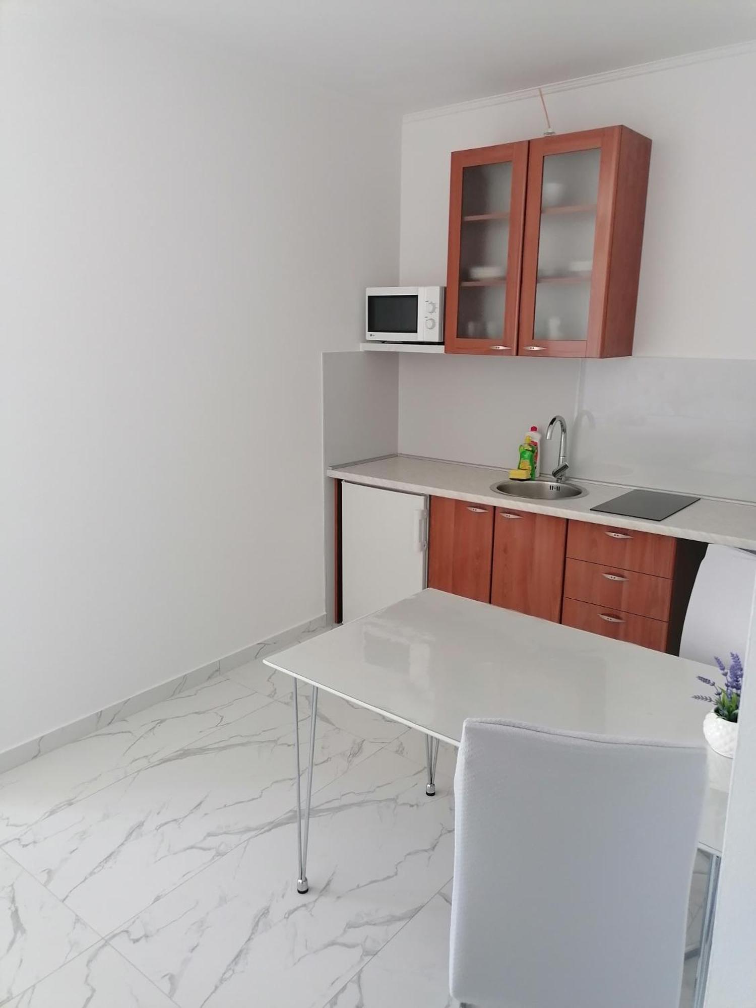 Apartments Dinko Duće エクステリア 写真